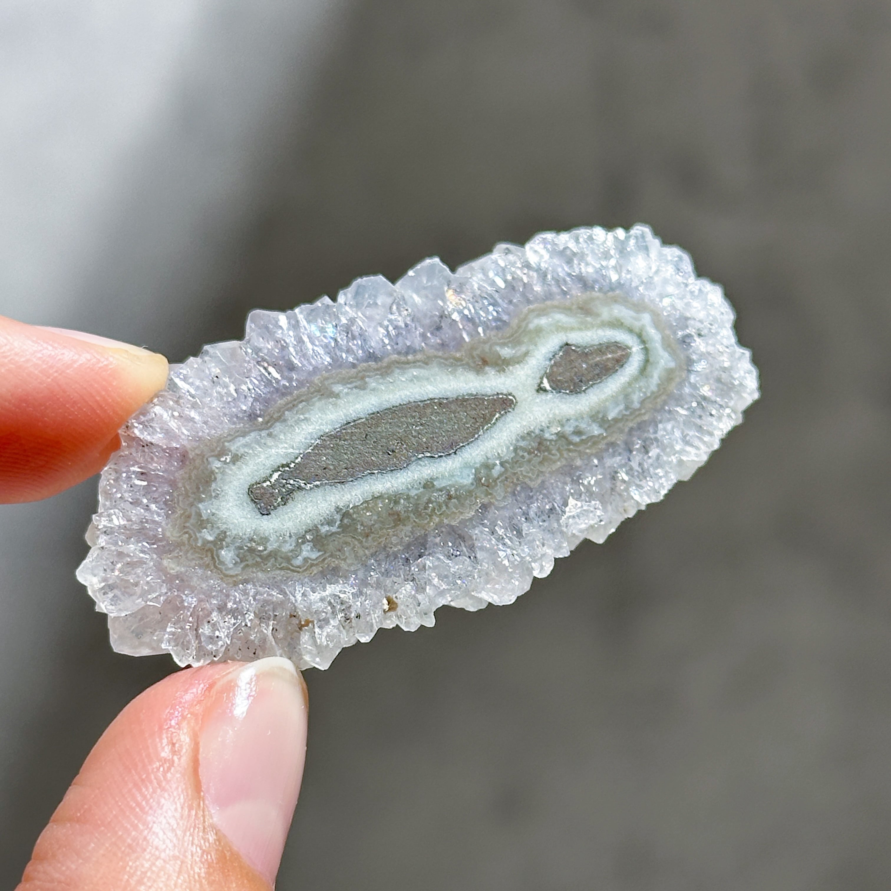 お花付き♡ ホワイトアメジスト クラスター フラワーアメジスト 白 天然石