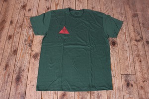 茶ネズミ T-SHIRT GREEN/RED