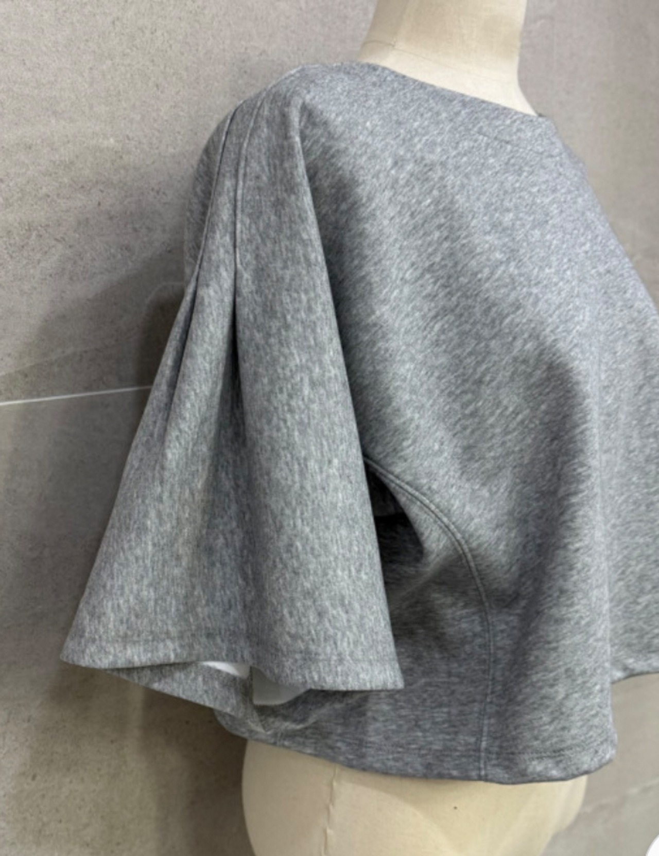 【25aw】Lovely Autumn Tops(肩パッド入り)_4colors