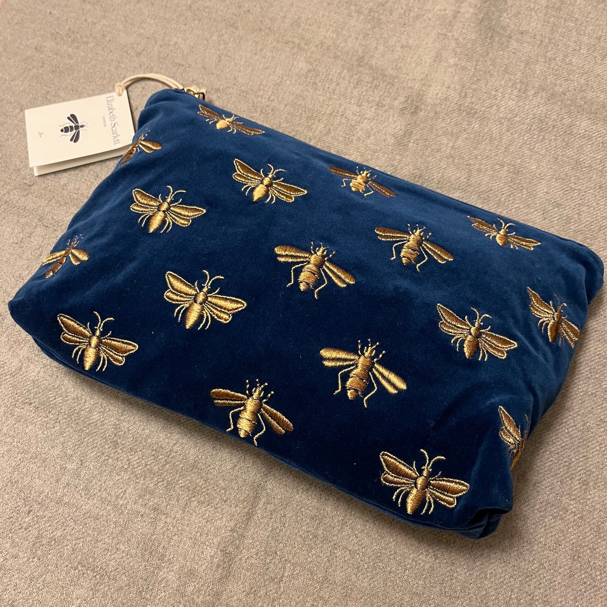 Honey Bee エブリデイポーチ (中)（ミッドナイトブルー）1週間以内にお 