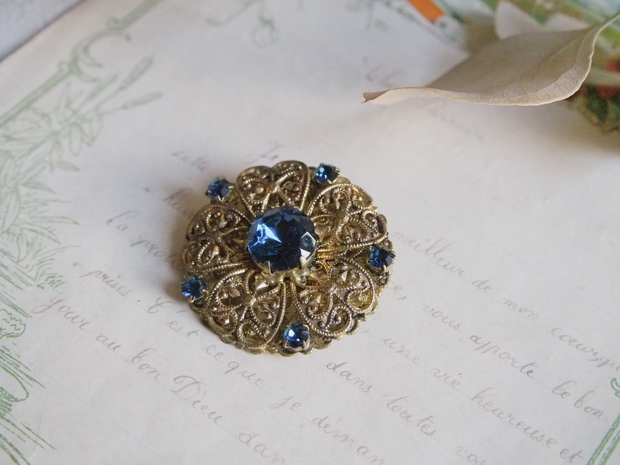 チェコスロバキア　ブローチ　出品未使用　まとめて チェコスロバキア 切手ブローチ 9751 ブローチ Yukio TANZAWA 通販