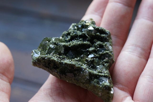 トルコ産エピドート / クォーツ (D) Epidote / Quartz