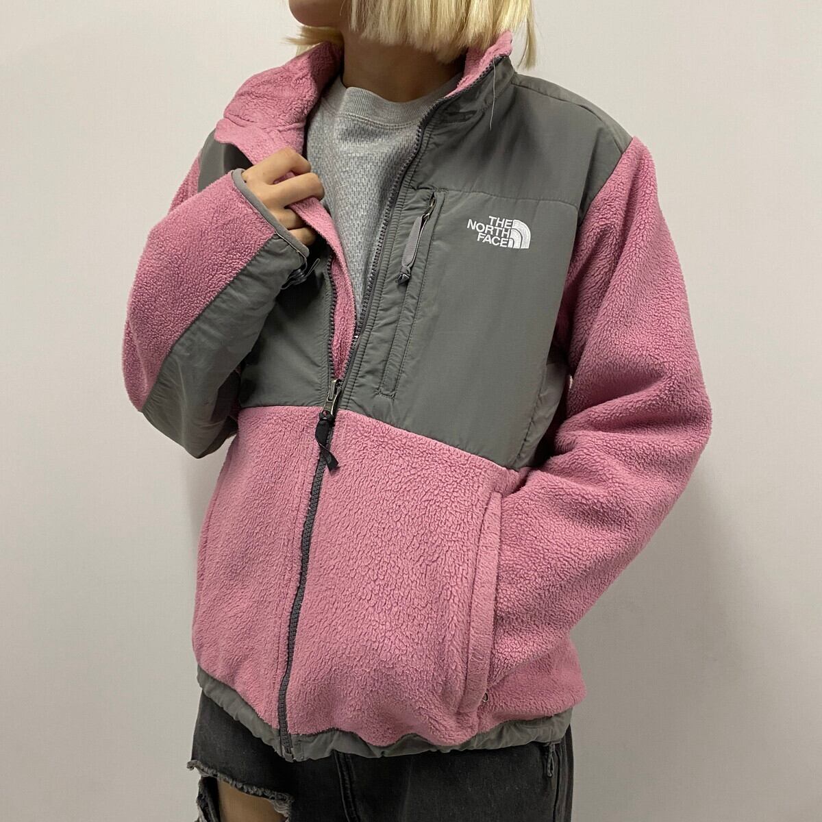 THE NORTH FACE ザ ノースフェイス デナリジャケット レディースM 古着 ナイロンxフリースジャケット アウトドアジャケット  ピンク【アウトドアジャケット】【CS2301-50】 | cave 古着屋【公式】古着通販サイト powered by BASE