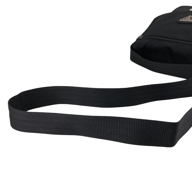 PRADA プラダ ショルダーバッグ ブラック トライアングルロゴ フロントバックル ナイロン vintage ヴィンテージ オールド fsnzjh