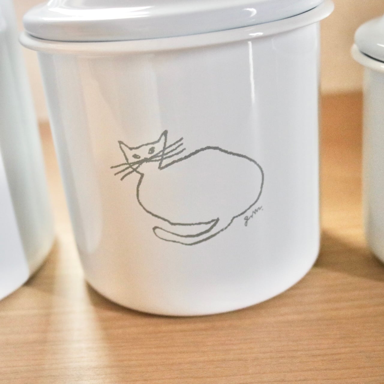 CAT ホーローキャニスターセット | Zakka so-la