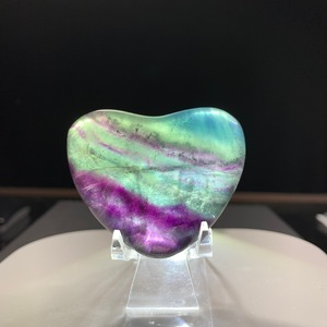 ハート 2. 可愛い パープルストライプフローライト