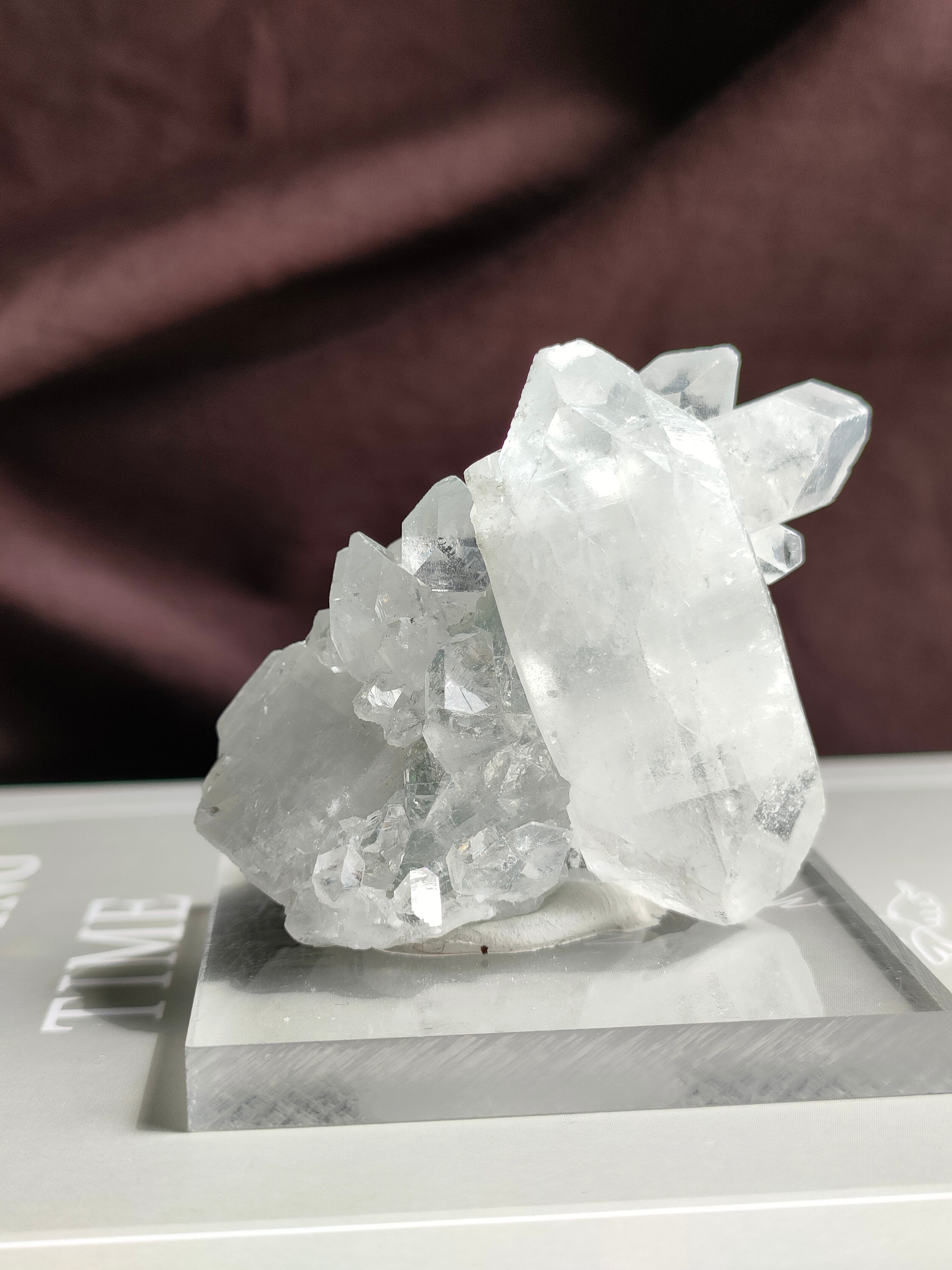 アポフィライト