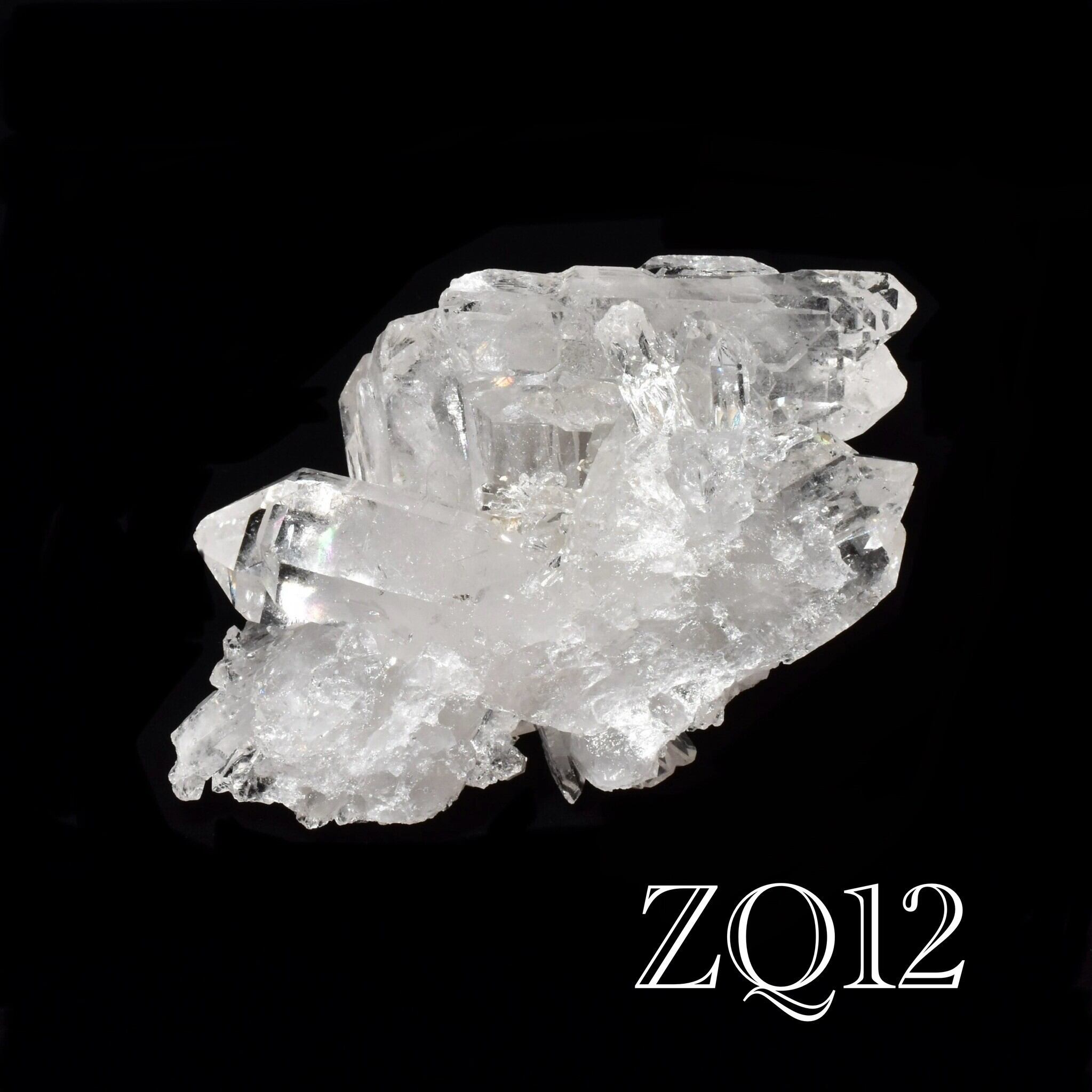 《虹入り》高品質!水晶クラスター(ゼッカクリスタル)ブラジル ゼッカ・デ・ソウザ産 ZQ12