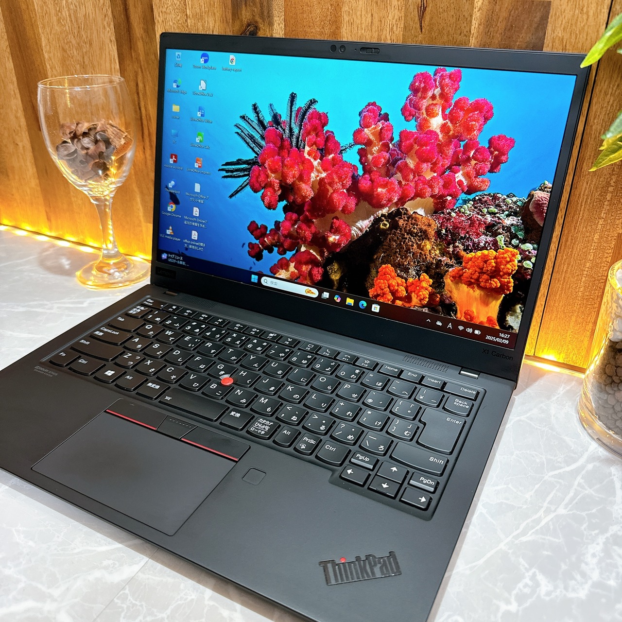 人気/Lenovo Thinkpad X1 Carbon/最高峰i7第10世代/メモリ16GB/SSD512GB/ノートパソコン