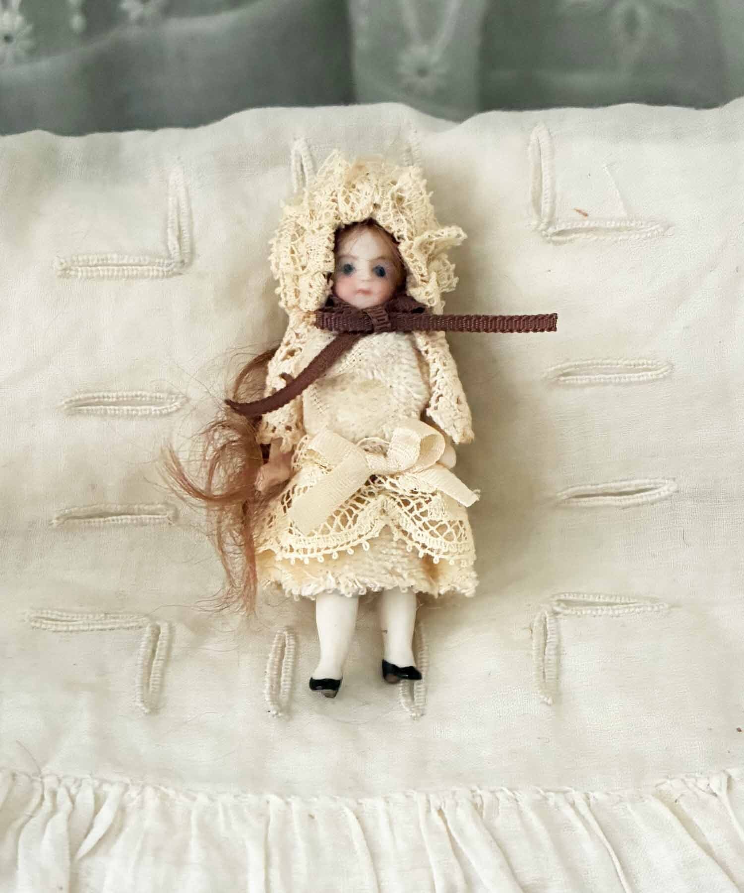 アンティーク　ジャーマン　ミニョネット　☆　オールビスク　ビスクドール 完成ドール】ジャーマンミニョネット2C /オールビスクドール/5.5cm