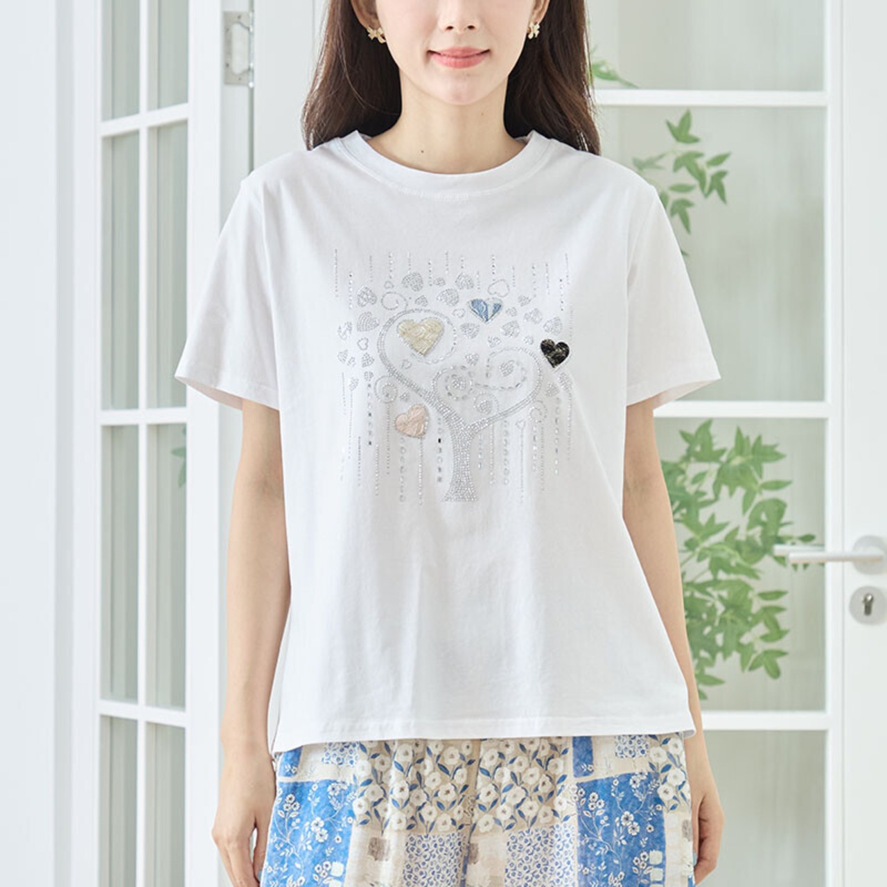TRUBE ラインストーンハートモチーフ半袖Tシャツ【M~L】ホワイト