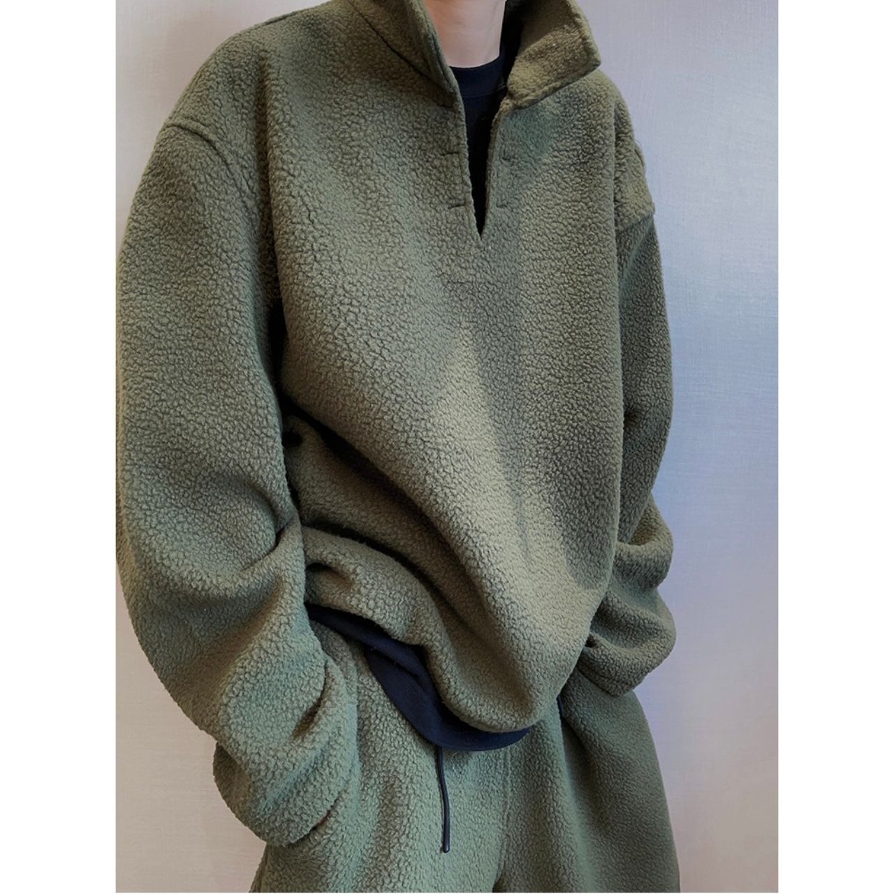 アーミーグリーンボアトップス（別売りでセットアップのパンツあり）　1045