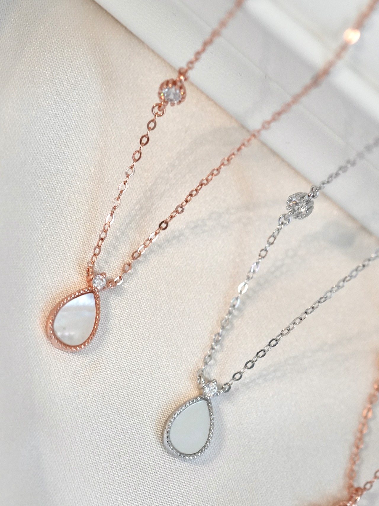 necklace twinkle drop