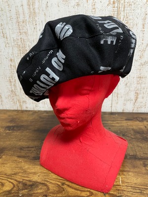 UNFINISHED  NO FUTUREリバーシブルベレー帽