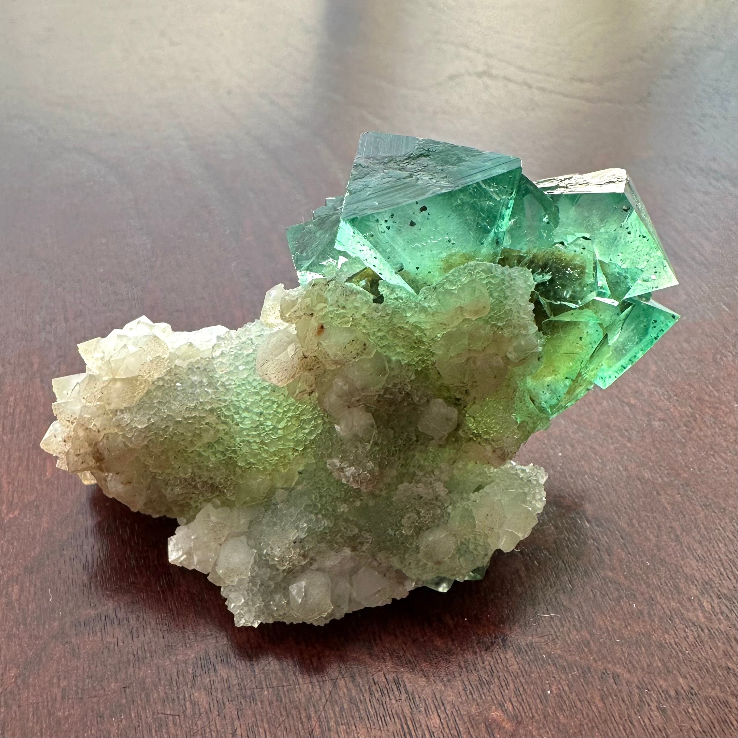 フローライト　on クォーツ　1150g フローライト / クォーツ【Quartz on Fluorite】南アフリカ産