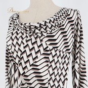 社交ダンス 衣装 トップス ブラウス ホワイト系 チャコット Chacott 日本製 白 黒 紫 柄 伸縮 ストレッチ 練習 レッスン かわいい パーティー ダンス衣装 イベント ステージ 柔らかい生地 ブラック系 パープル系