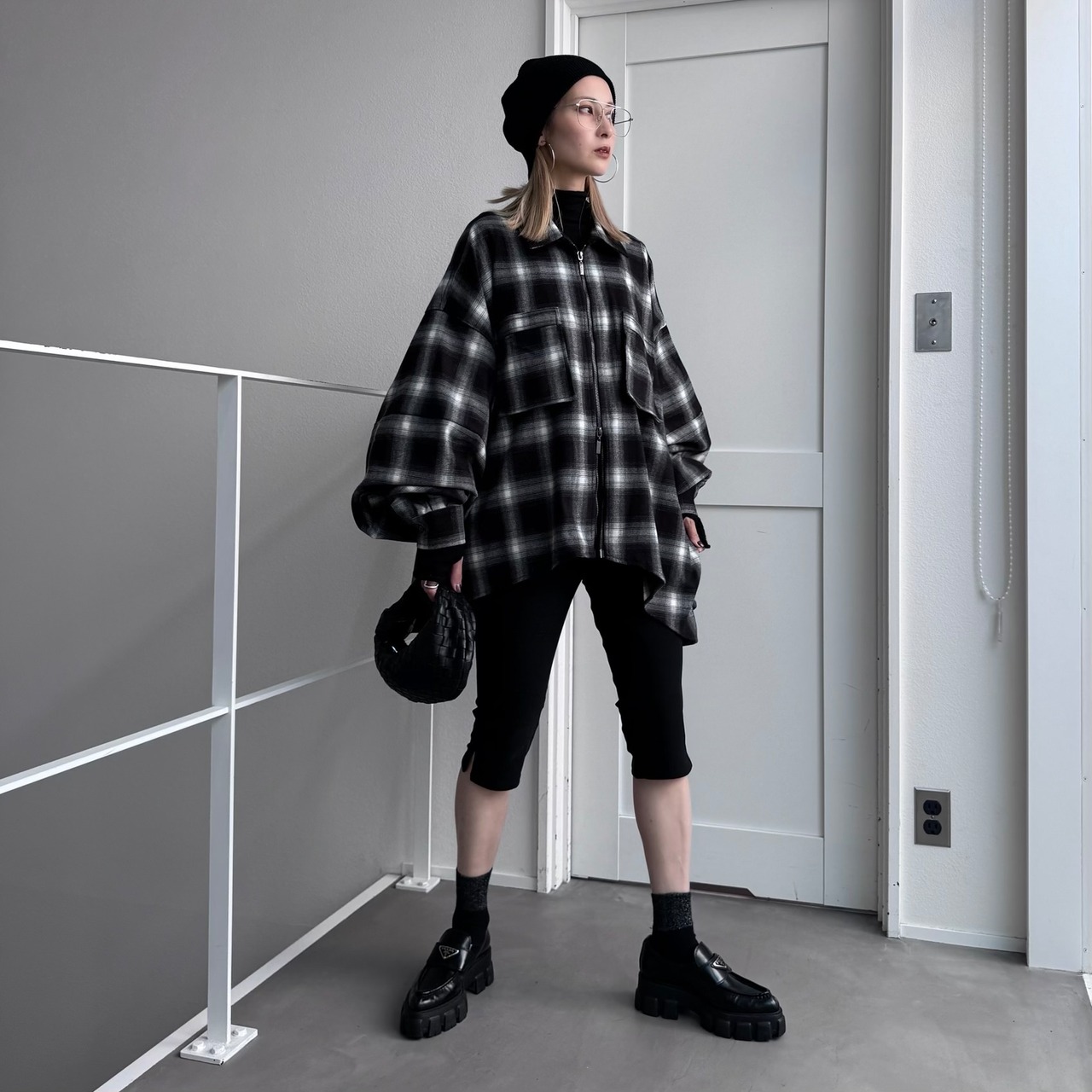 Ombre check asymmetric zip JK/black