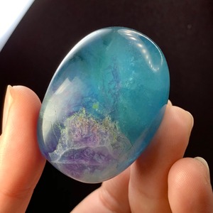 4.スカイブルー系フローライトタンブル