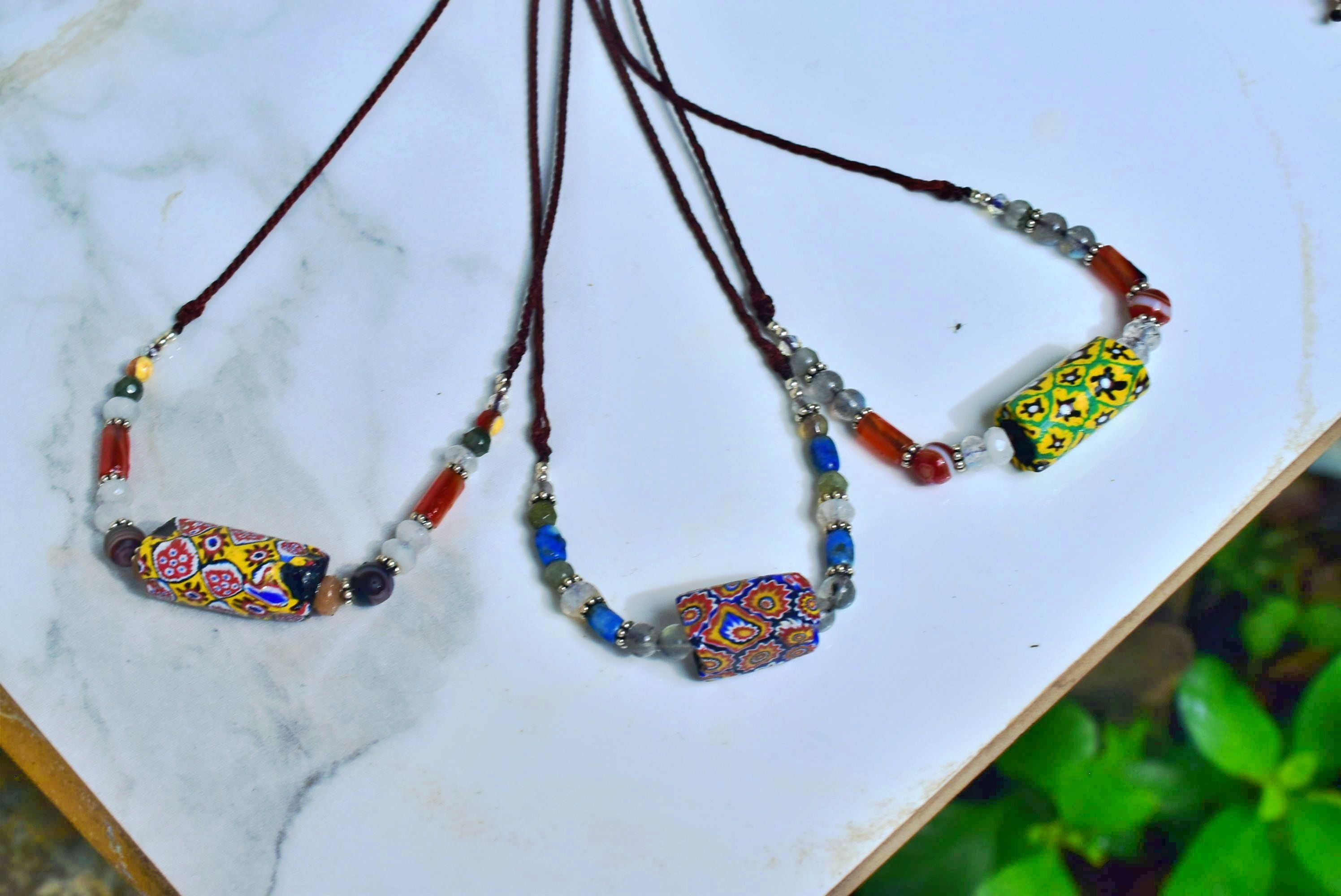 太古のイエロー☆モロッコ産アンティークビーズネックレスany003