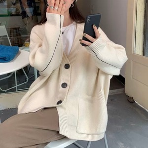 深Vネックボリュームニットカーディガン　A0959