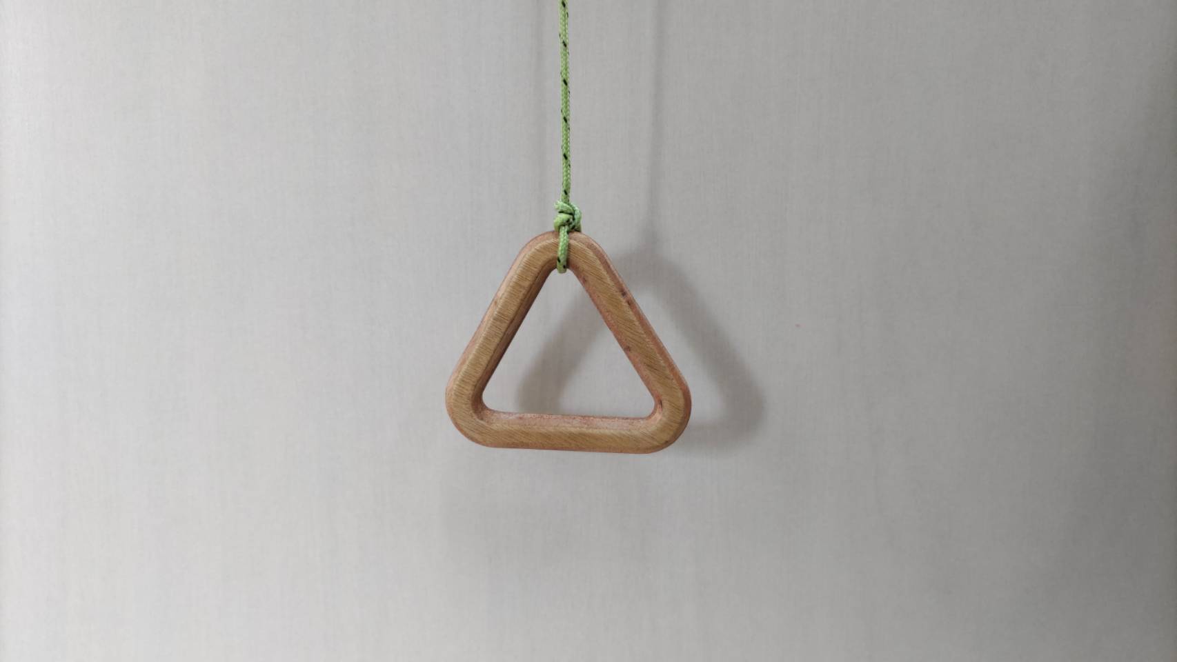 キッズつり輪 さんかく