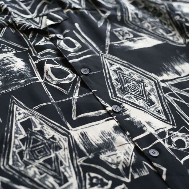 monokuro geometry texture h/s big shirt