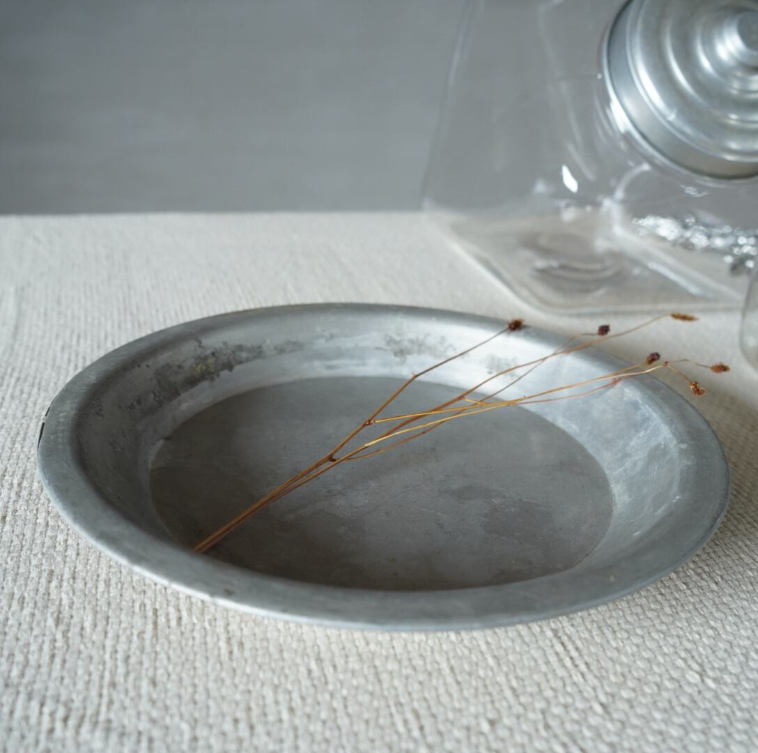 古い金属プレート