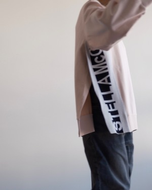 STELLA McCARTNEY　LOGO SWEATSHIRT