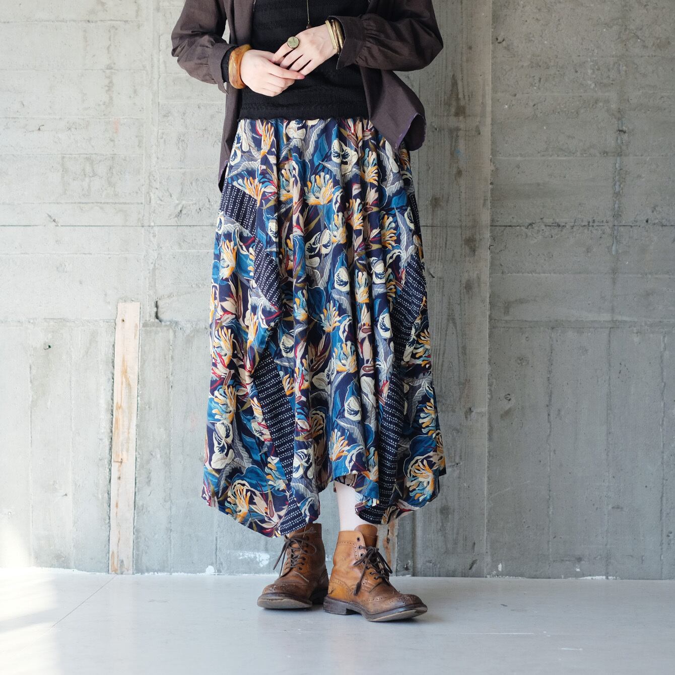 【再販】不思議な形にワクワク♪変形バルーンロングスカート(24w-07)ネイビー