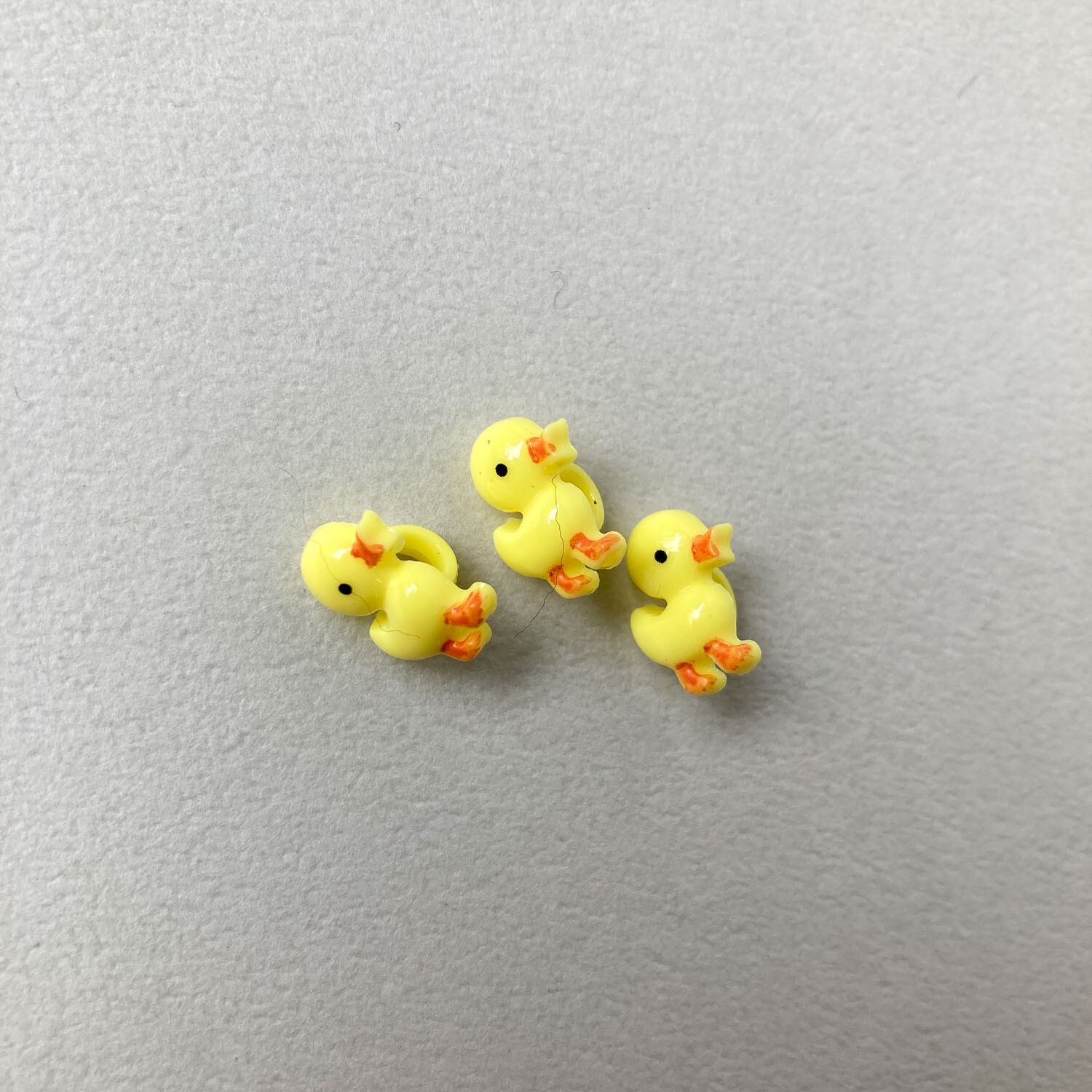 ひよこボタンパック（6p・22mm） | Dua-アクセサリーパーツショップ