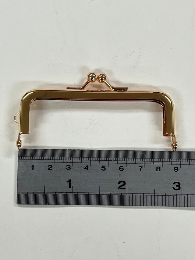 28×11(横約8.7㎝×高さ約3.3㎝)　６㎜丸玉　出しカン　　(ゴールド)