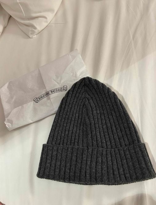 CHROME HEARTS クロムハーツ カシミア レザーパッチ ニット帽 CHROME HEARTS クロムハーツ カシミア レザーパッチ ニット帽