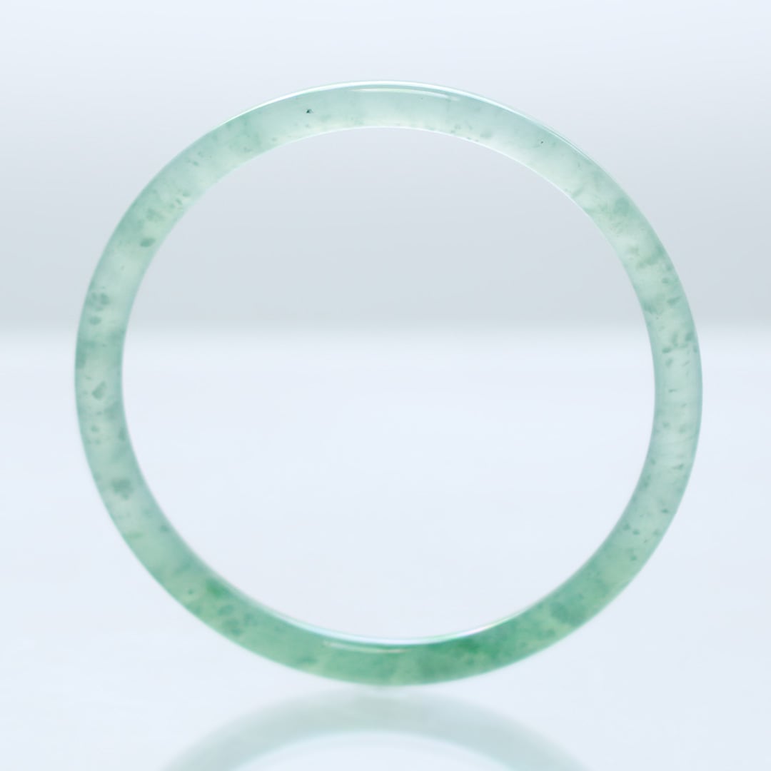 内径 約56.5mm】princess/Guatemala 翡翠バングル A貨翡翠 jd_bg1392