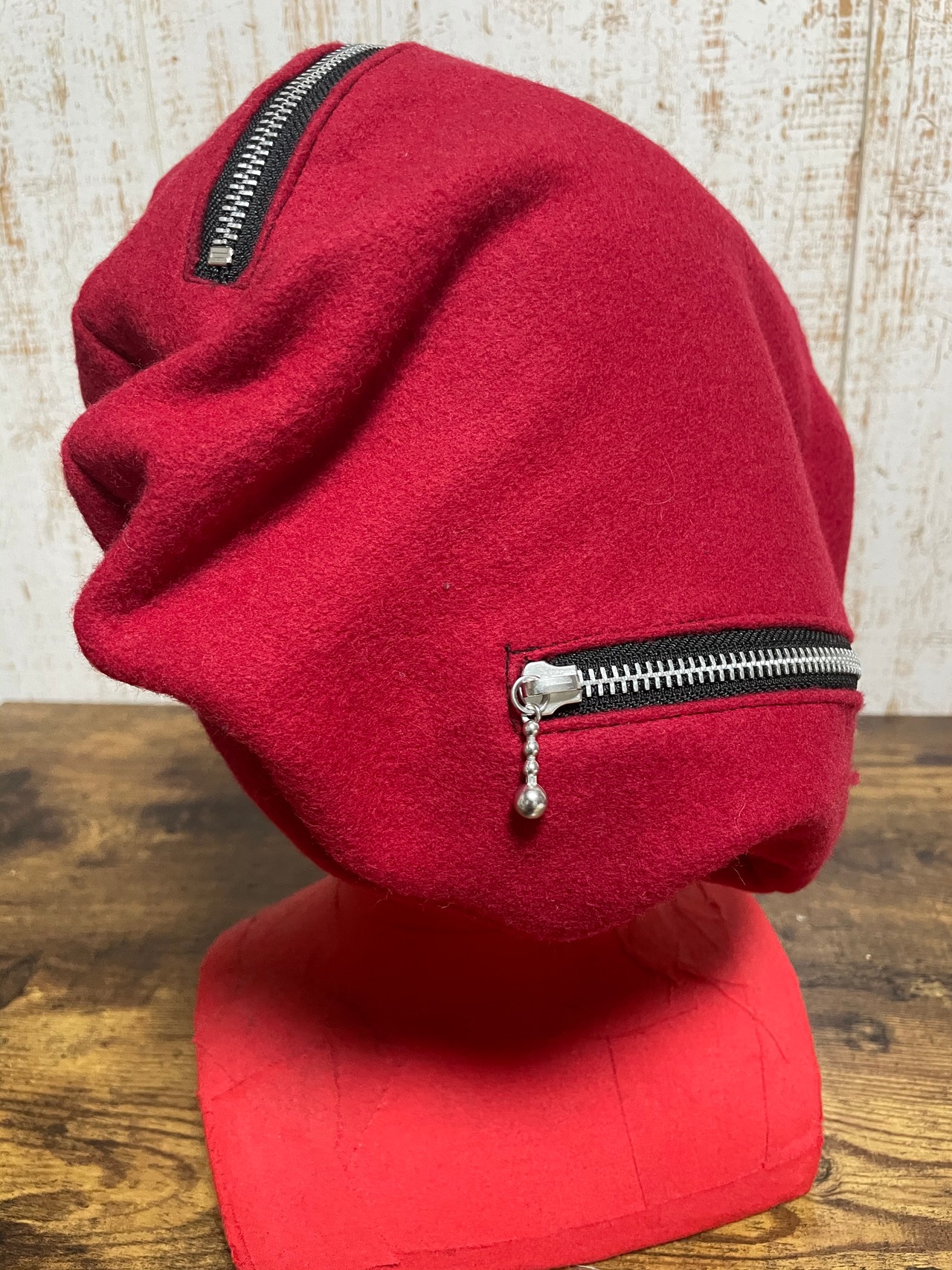 UNFINISHEDジップベレー帽レッド