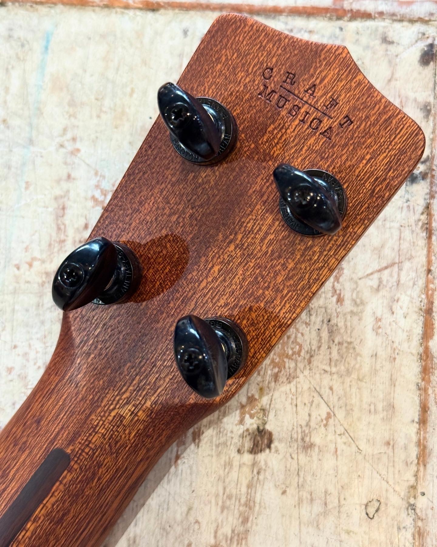 Craftmusica クラフトムジカ ウクレレ 鹿男 テナー ホワイトオーク