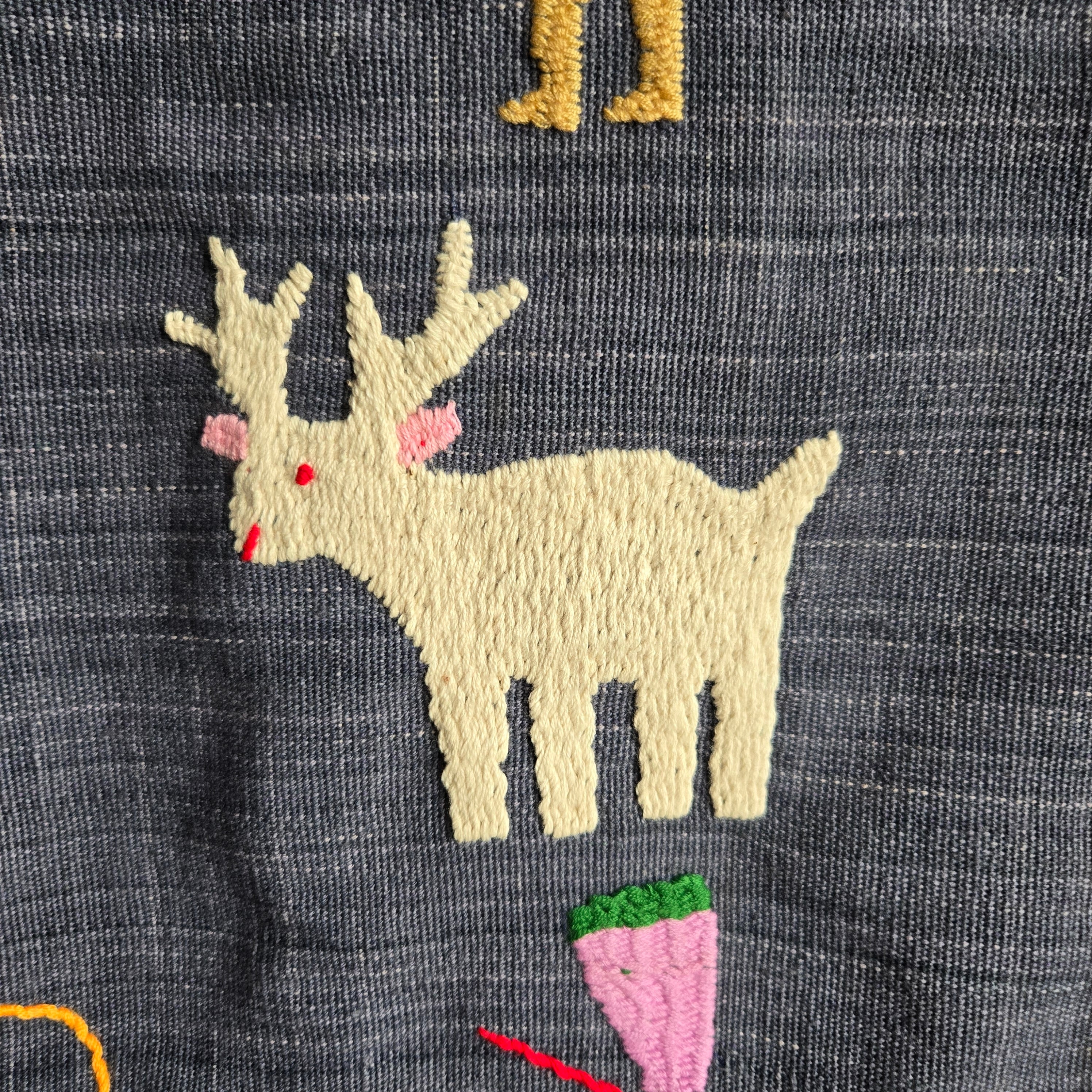 ナガ族 手刺繍 大判ブランケット | gururi