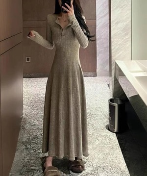 ワンピース ニットワンピース タイト ニット タイトワンピース ニットワンピ ロング マキシ丈 Aライン 伸縮性 ニット シンプル 大人 おしゃれ 存在感 とろみ感 無地 春 秋 冬 レディース お出かけ 休日 旅行 普段使い 楽ちん 暖かい 体系カバー 送料無料 S M L XL 2XL ブラック ベージュ
