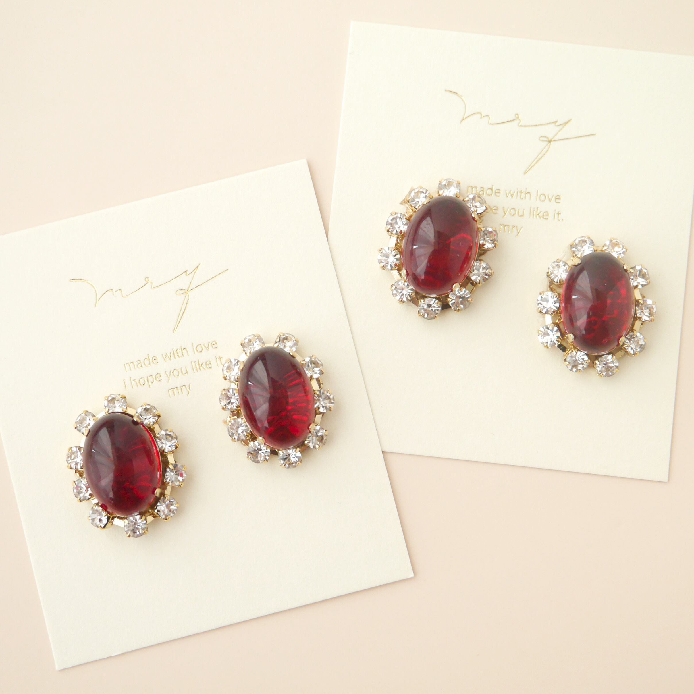 オーバルカボション クリアレッド