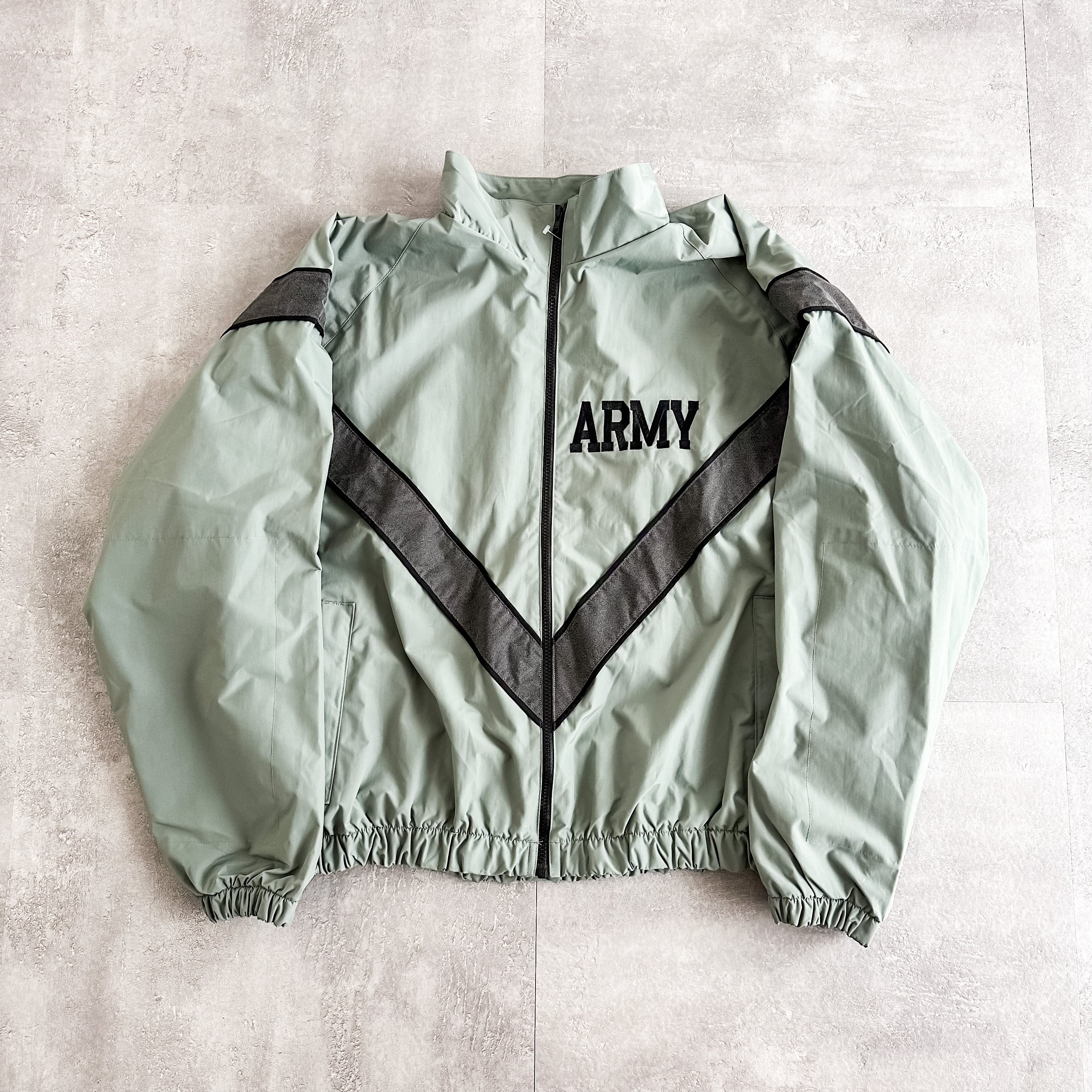 Dead stock! 2000's US ARMY IPFU nylon reflector jacket Dead stock! 2000's US ARMY IPFU nylon reflector jacket