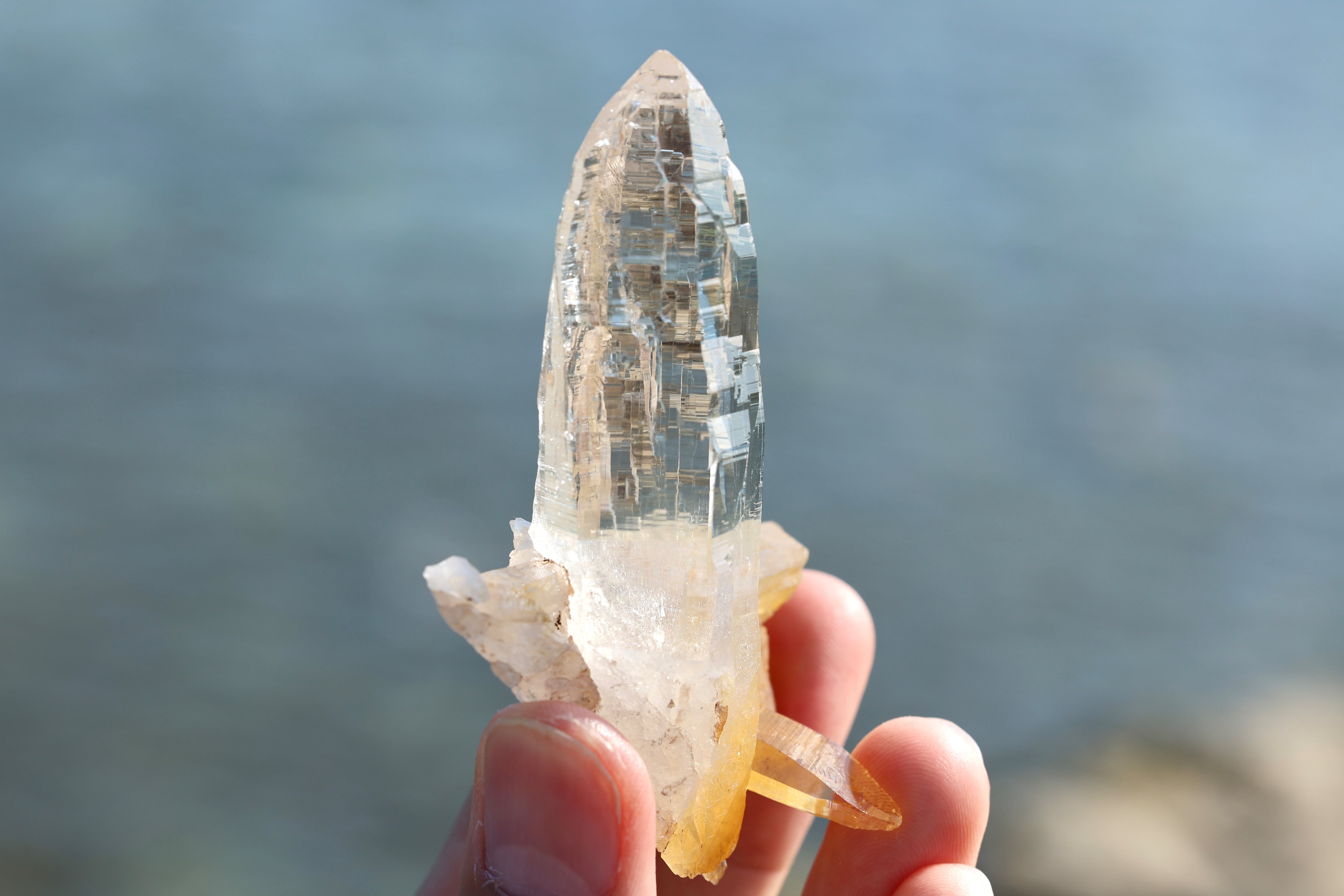ヒマラヤ水晶 ガネーシュヒマール産 | 石垣島の夜光貝アクセサリーと