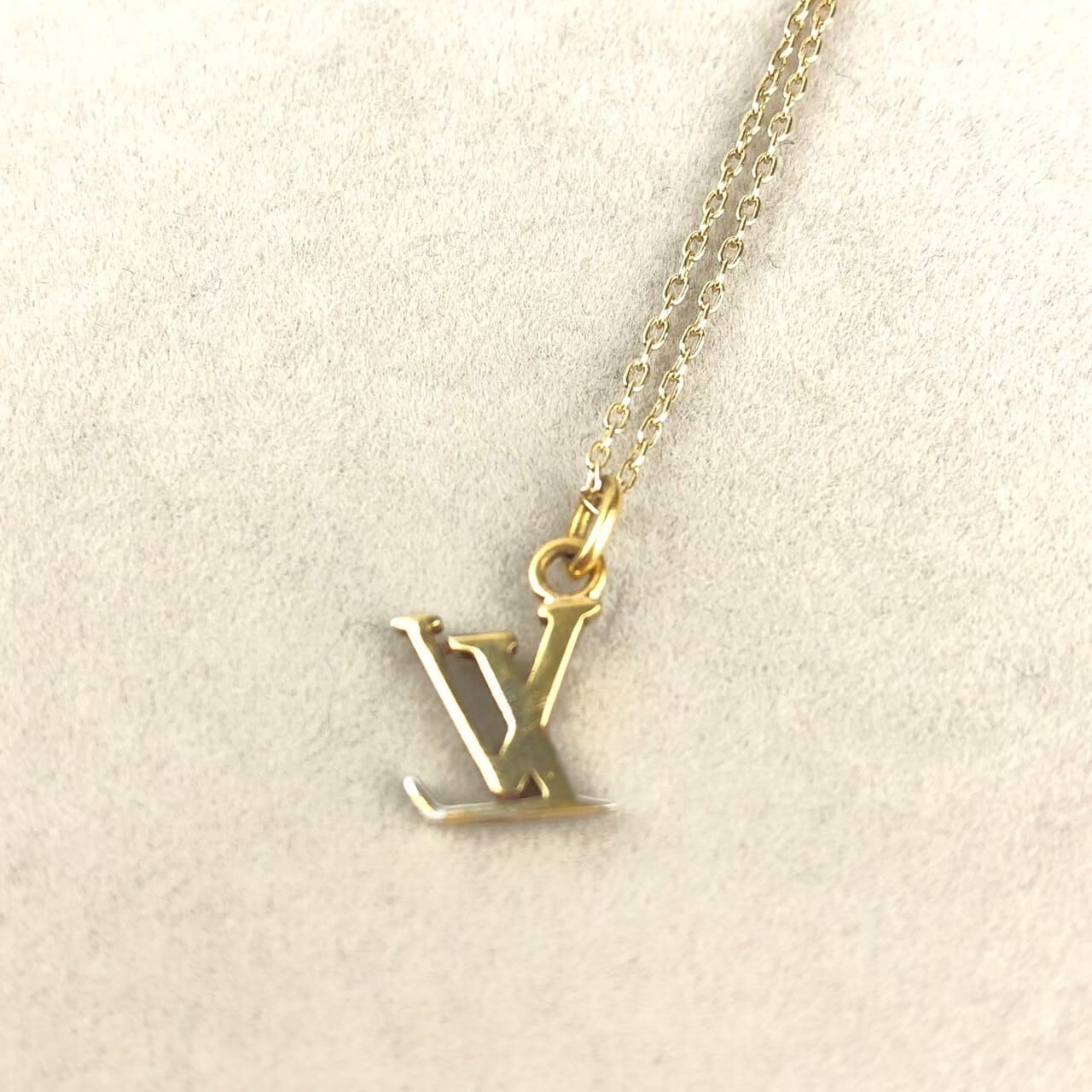 Louis Vuitton ロゴ入りチェーンネックレス ネックレス・モノグラム チェーン S00｜ルイ・ヴィトン 公式