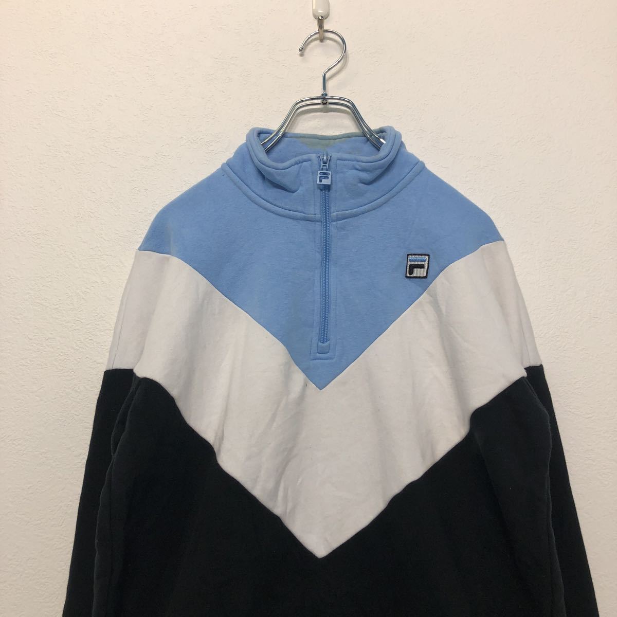 FILA ハーフ ジップ スウェット M ブルー ホワイト ブラック FILA ハーフ ジップ スウェット M ブルー ホワイト ブラック