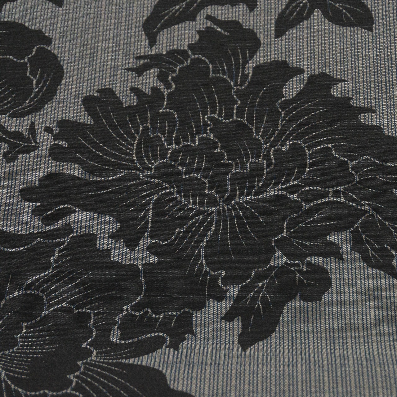 型染めシルクウール着物 「牡丹」　[A1789]