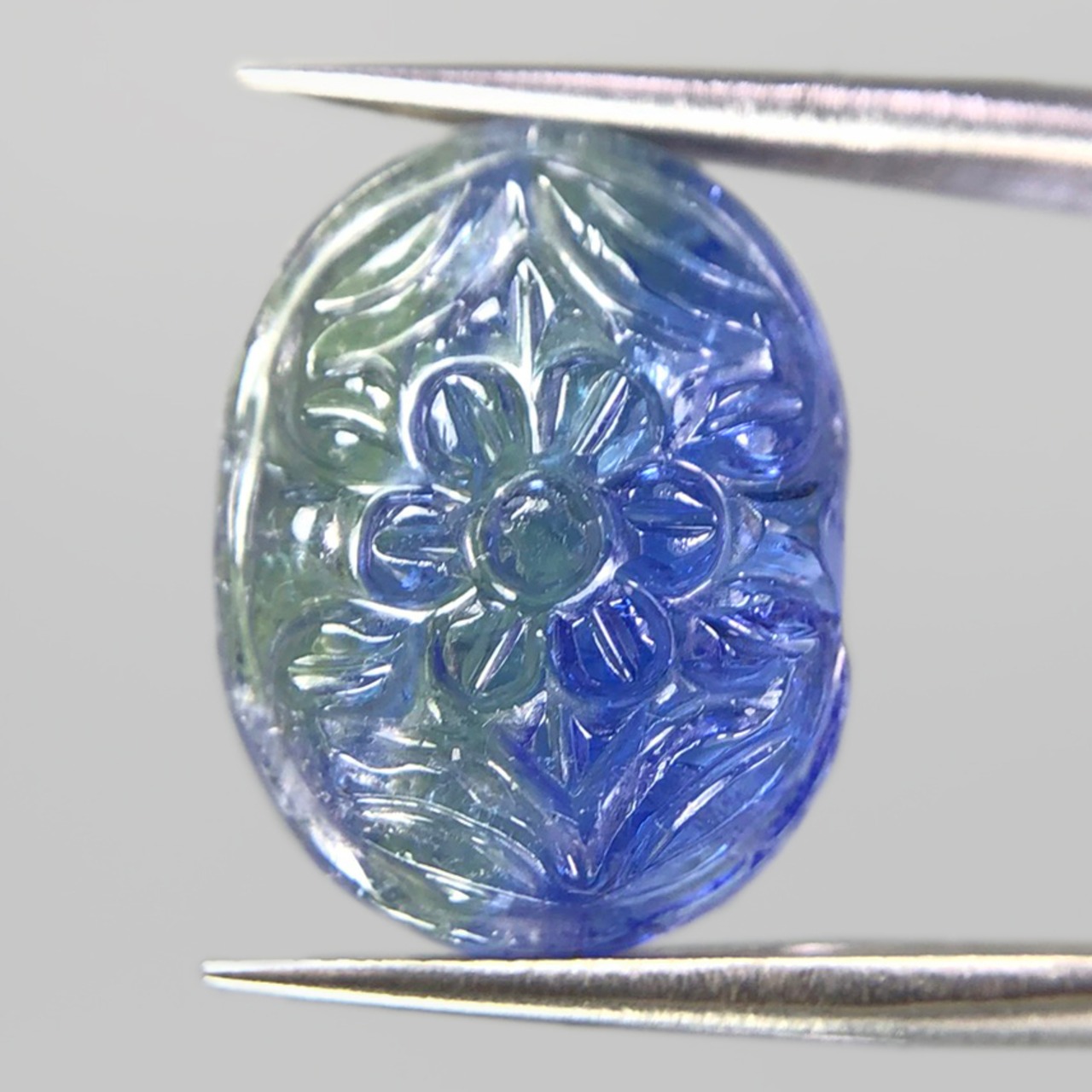 非加熱 タンザナイト 9.379ct ◆ ソーティング付き カービング ルース