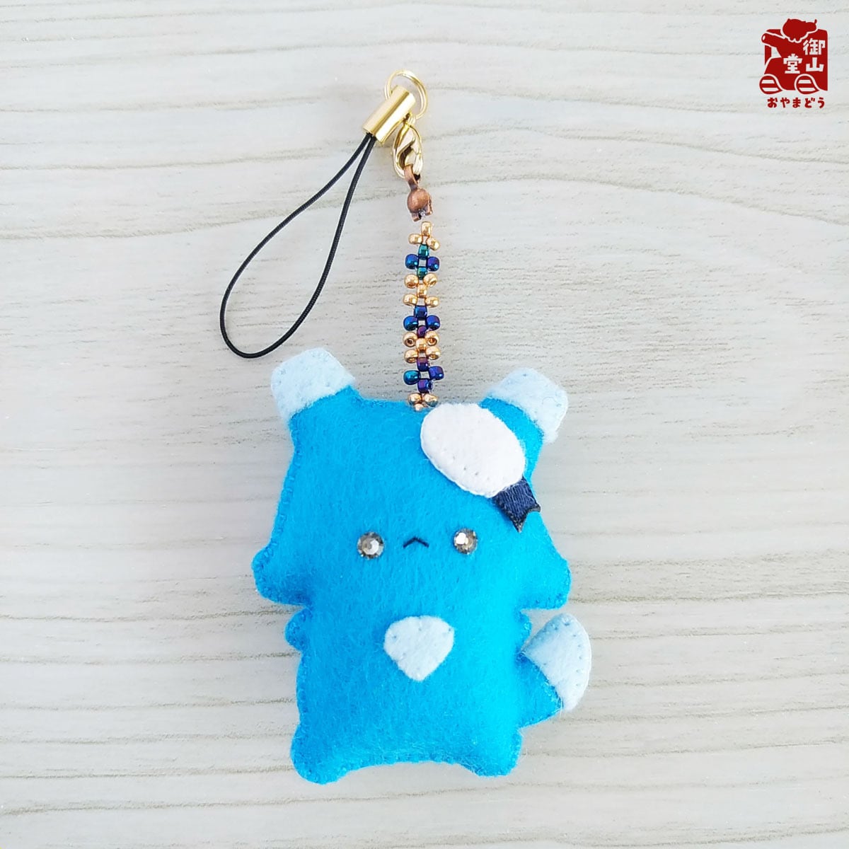 Merry様 ヤギさん 羊毛フェルトストラップ 羊毛フェルト . . ヒツジに憧れるヤギ キーホルダー . . 私