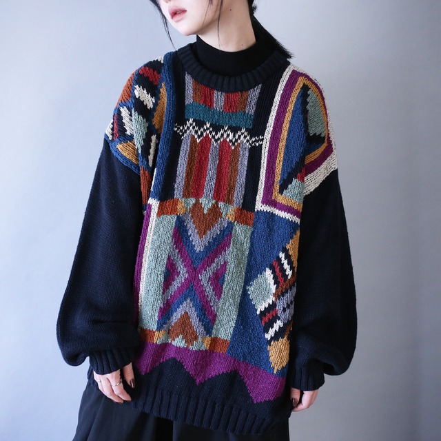 black base colorful art graphic pattern loose silhouette sweater