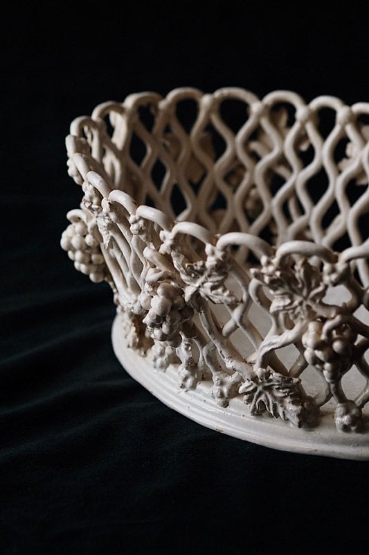 陶器の葡萄籠ジャルディニエ-antique pottery oval basket 陶器の葡萄籠ジャルディニエ-antique pottery oval basket