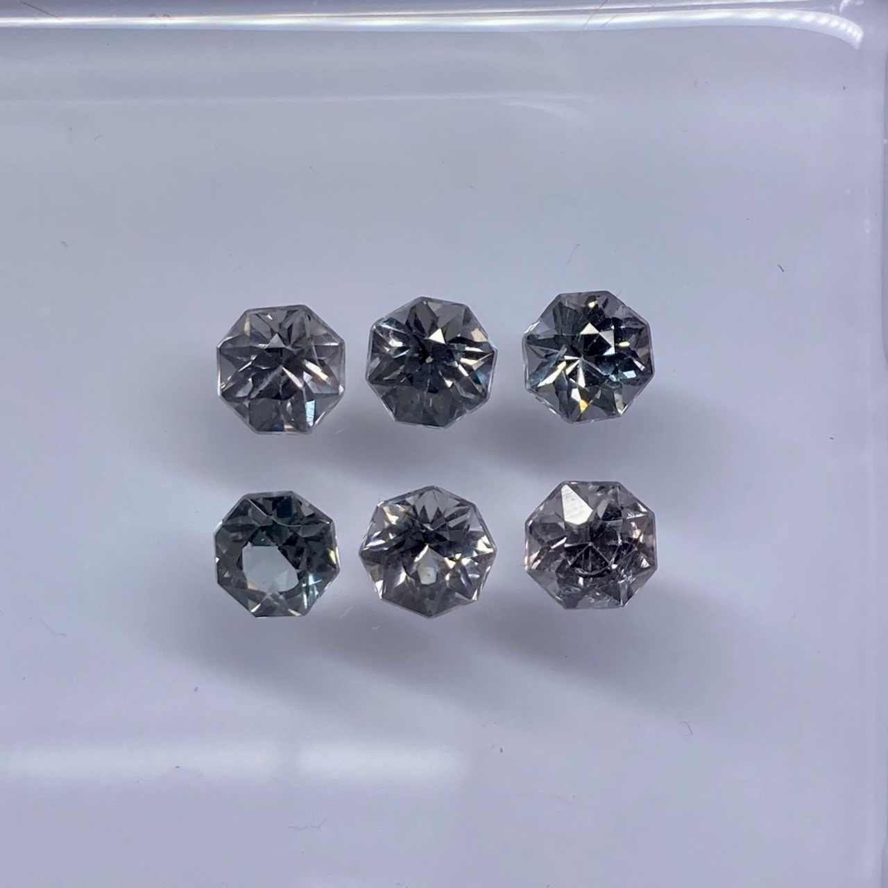 お花みたいなスピネル 福袋 Part3 約4.8mm-5.0mm グレー系 ※選べません※