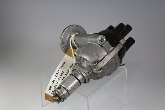 NOS LUCAS-41257 25D4ディストリビューターASSY 1275ＧＴ MG1300用 1969-1975year　　パーツNo : LUCAS-41257