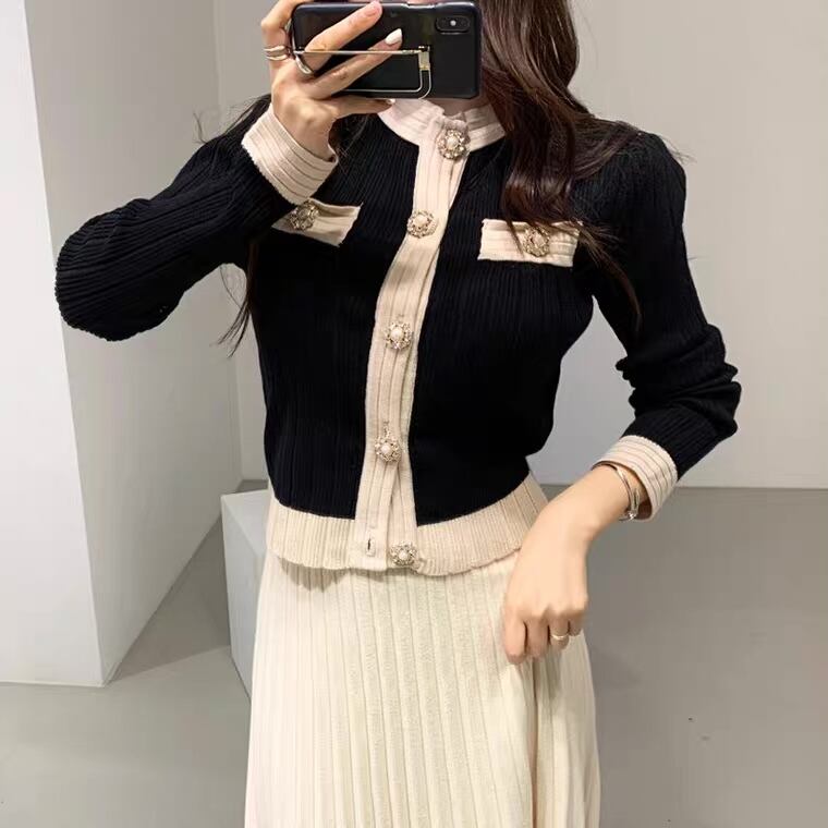 Fendi ブラック ニット長袖カーディガン・スカートセット カーディガン×スカートニットセットアップsdp8095 ブラック – [公式